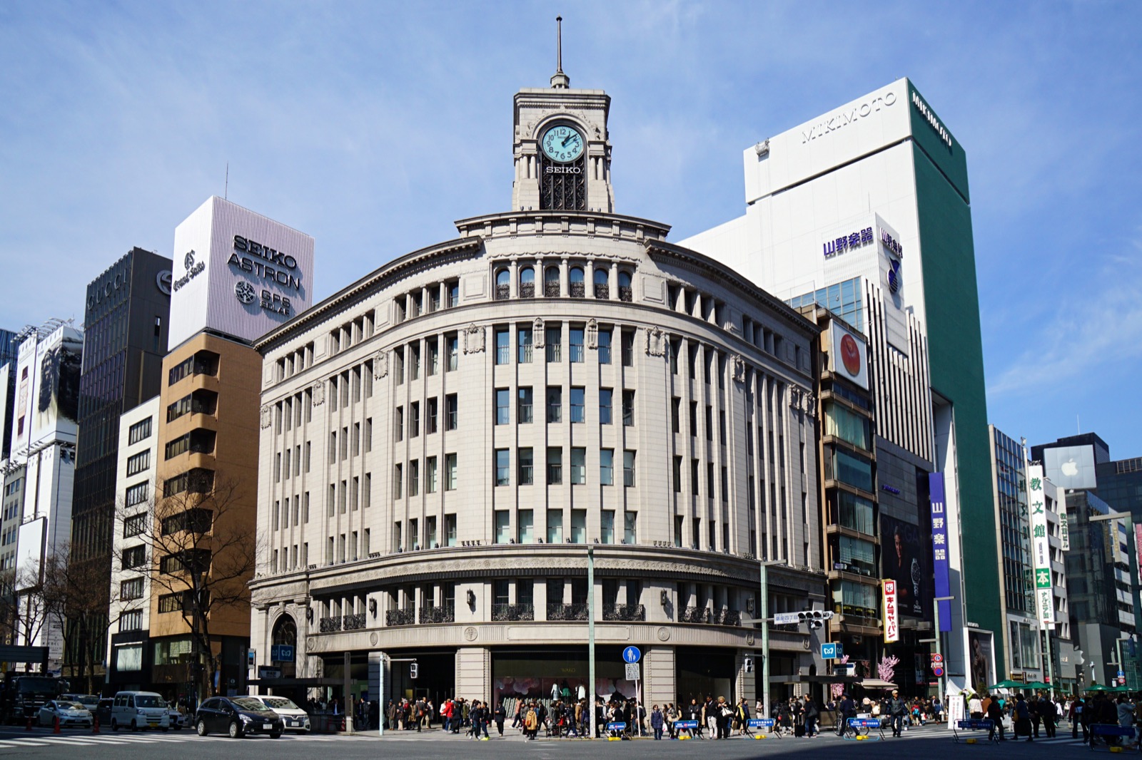 銀座通り（CC BY-SA 4.0 663highland / Wikimedia Commons）