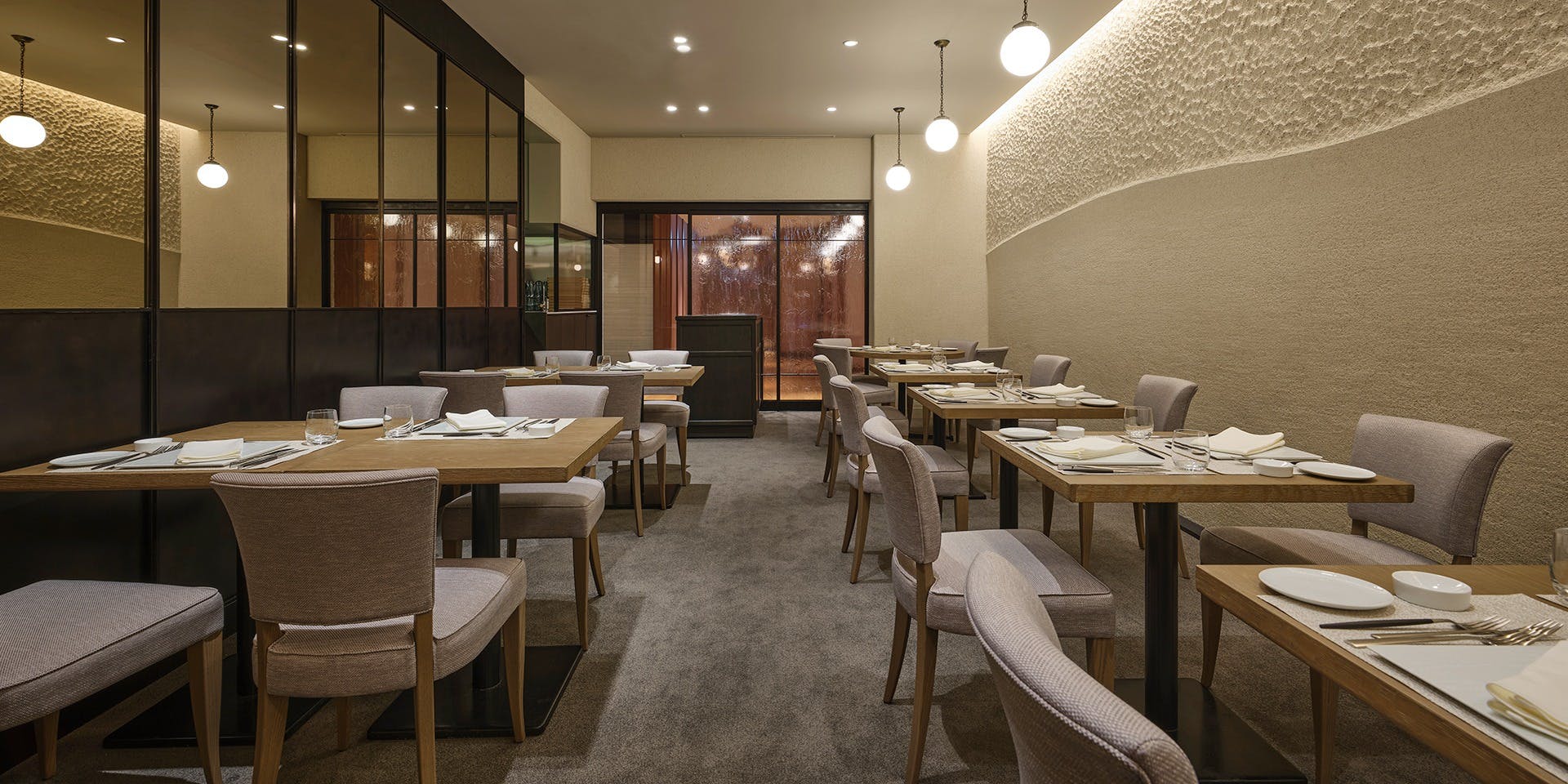 Restaurant REIMS YANAGIDATE 丸の内